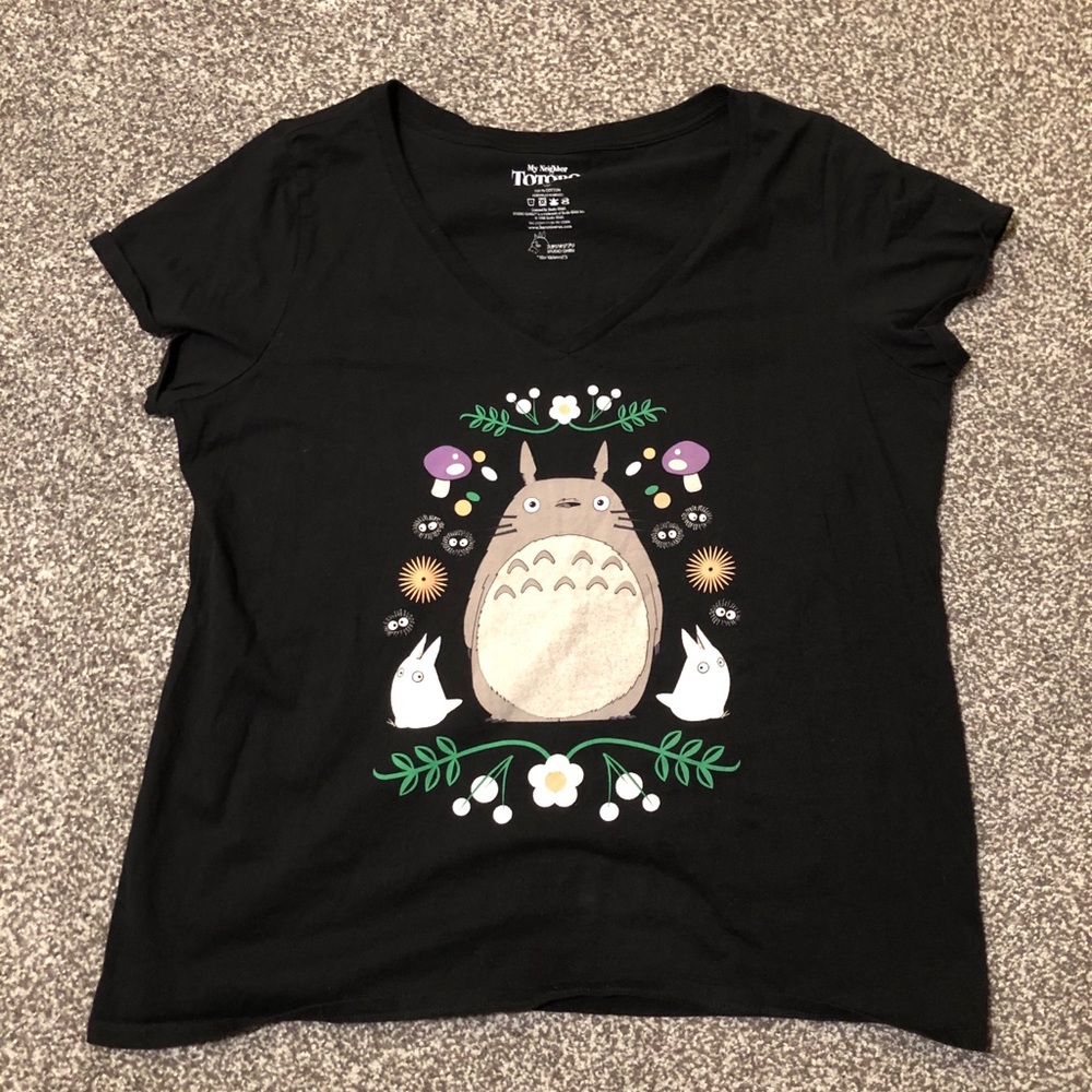 Black totoro shirt